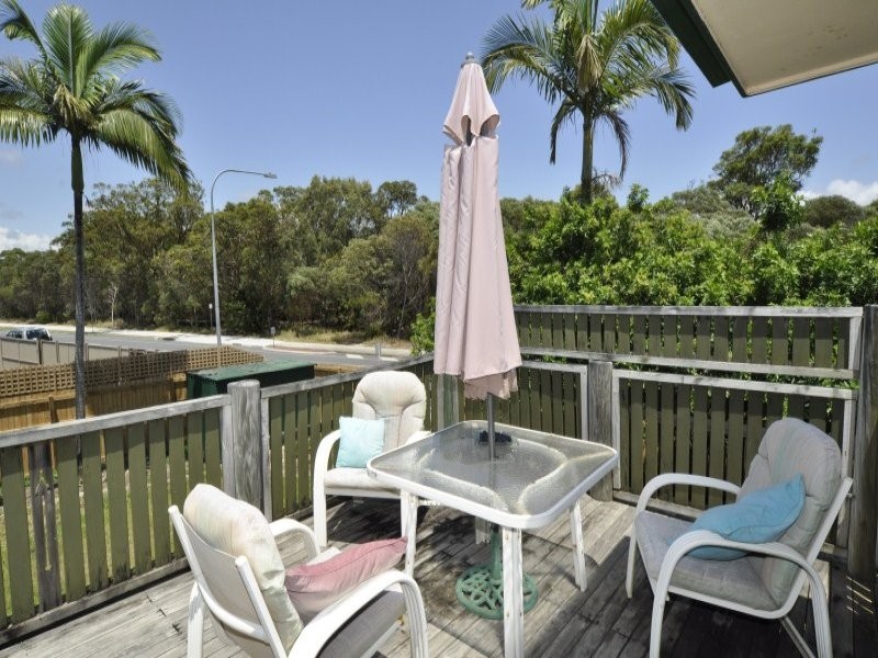 84 Poinsettia Avenue, Runaway Bay QLD 4216