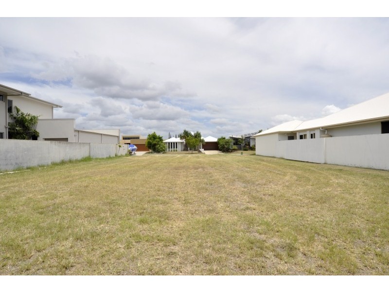 34 North Bank Court, Helensvale QLD 4212