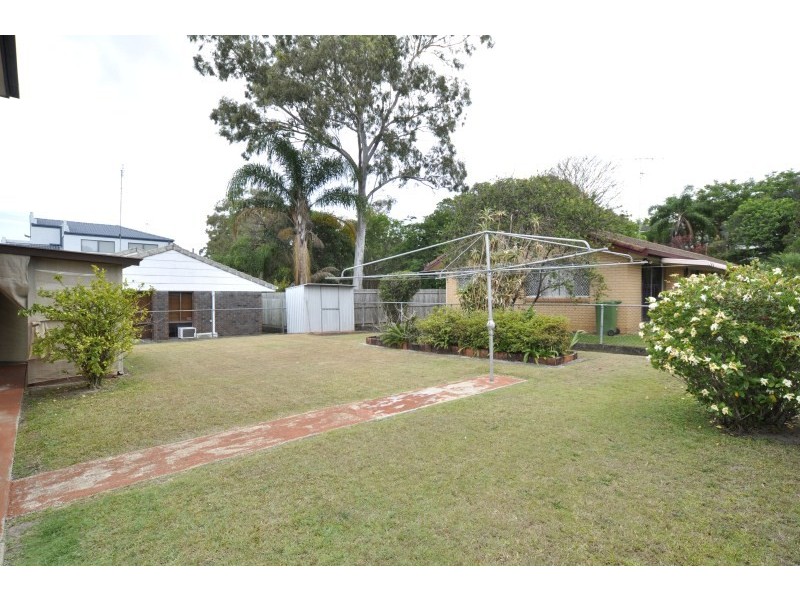 44 Hollywell Road, Biggera Waters QLD 4216