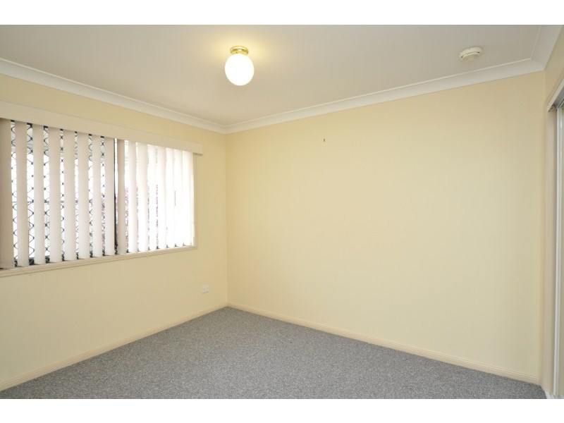 2/133 Bayview Street, Runaway Bay QLD 4216