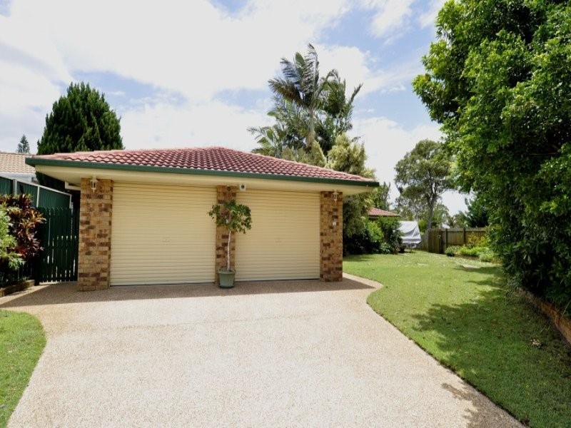 51 Matthew Flinders Drive, Paradise Point QLD 4216