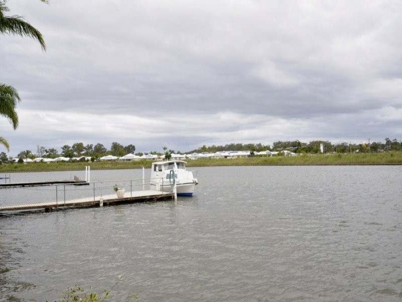 19 Longboat Place, Biggera Waters QLD 4216