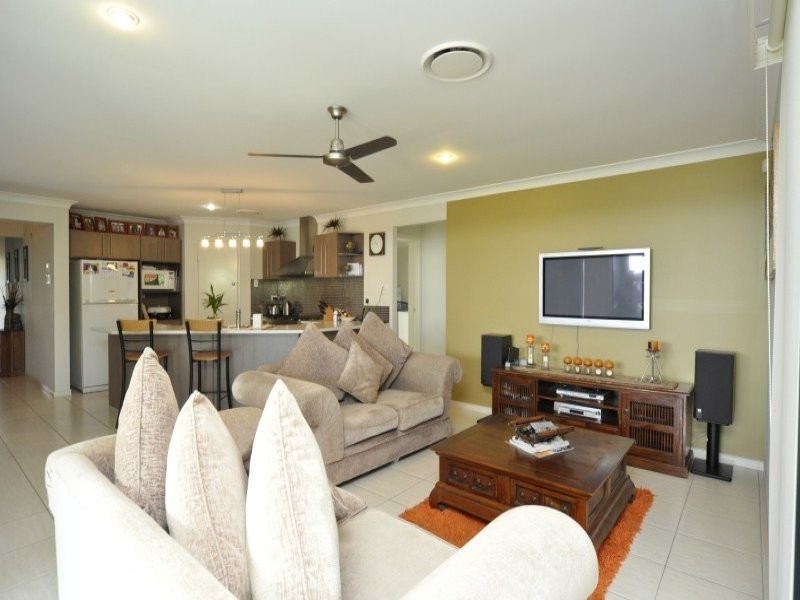 9 Ceil Circuit, Coomera Waters QLD 4209