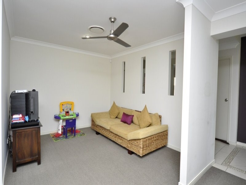 9 Ceil Circuit, Coomera Waters QLD 4209