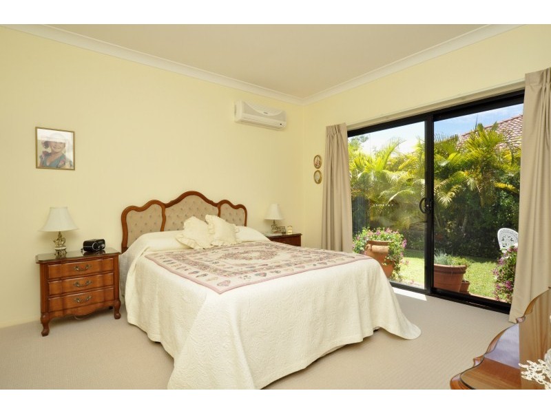 16 Costa Del Sol Avenue, Coombabah QLD 4216