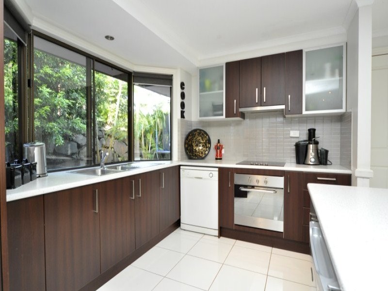 7 Chindrina Street, Hope Island QLD 4212
