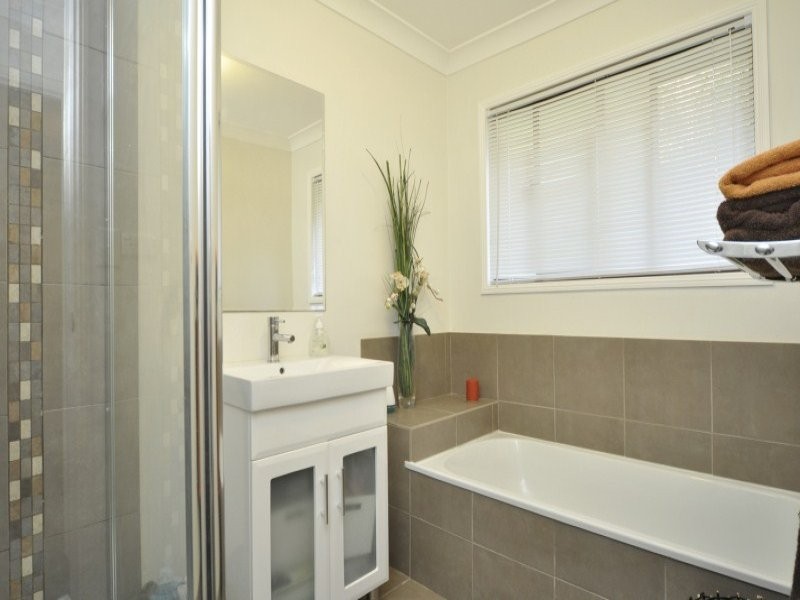 7 Chindrina Street, Hope Island QLD 4212