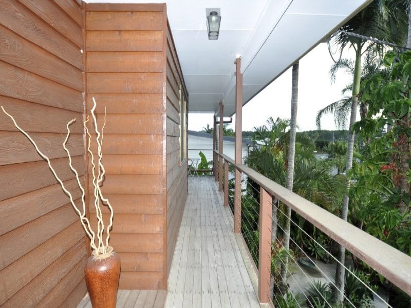 7 Chindrina Street, Hope Island QLD 4212