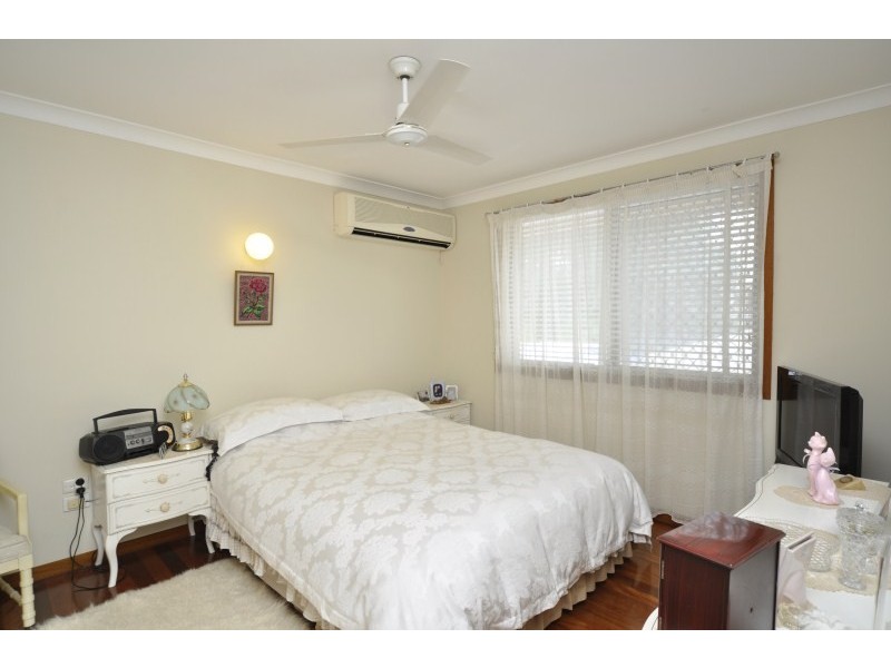 44 Hollywell Road, Biggera Waters QLD 4216