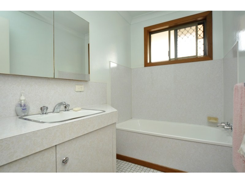 44 Hollywell Road, Biggera Waters QLD 4216