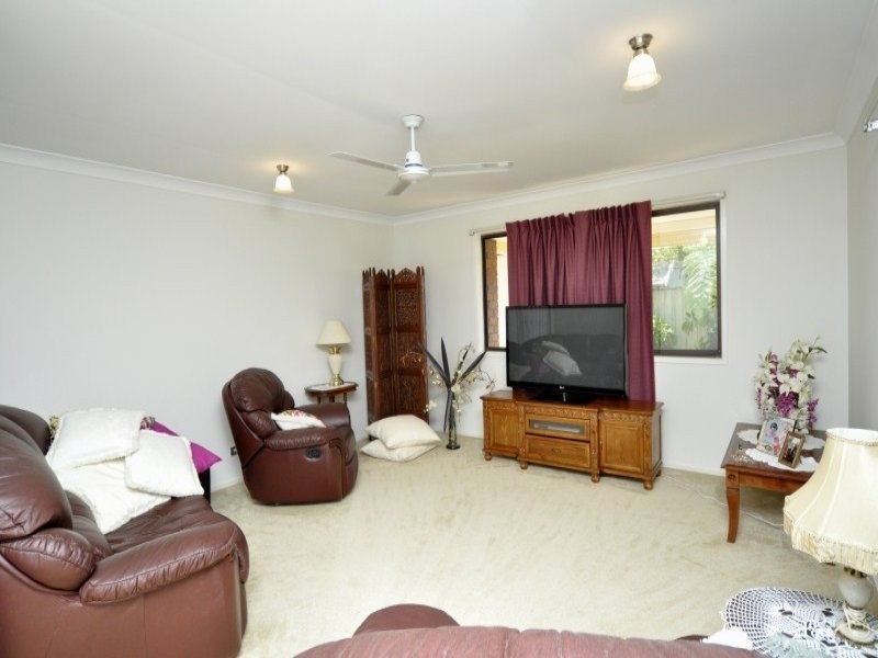 5 Seaspray Street, Paradise Point QLD 4216