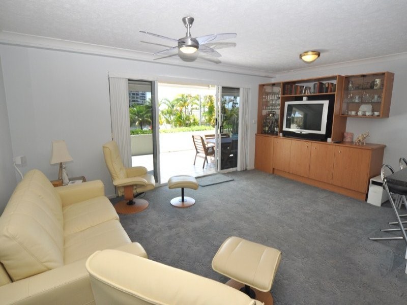 3/3 Vernia Place, Biggera Waters QLD 4216