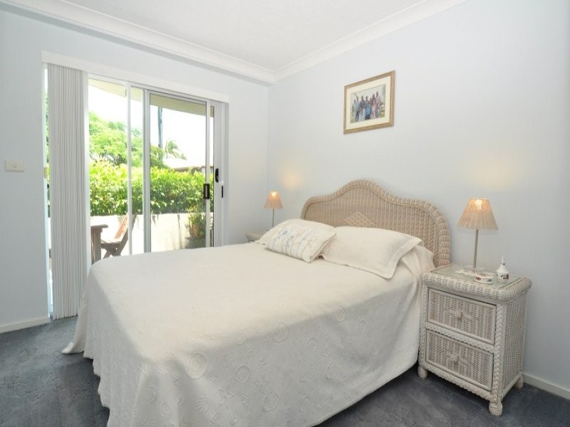 3/3 Vernia Place, Biggera Waters QLD 4216