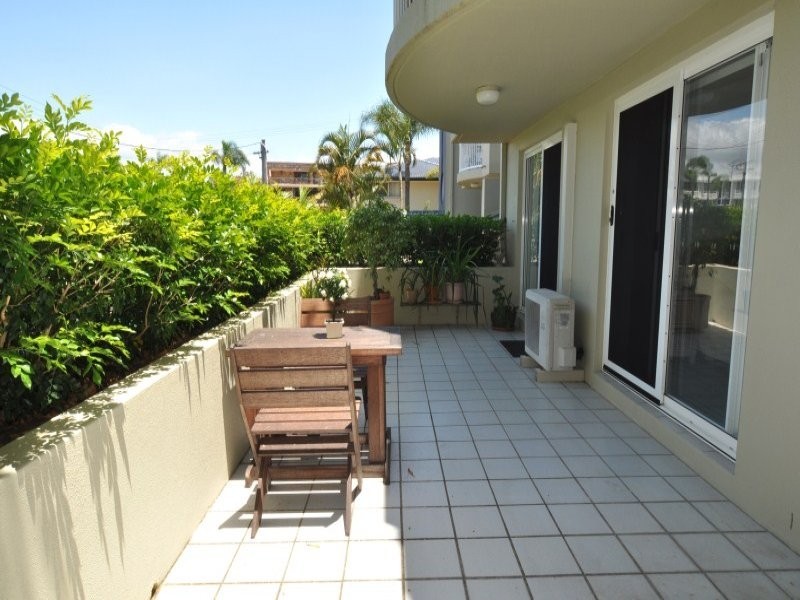 3/3 Vernia Place, Biggera Waters QLD 4216