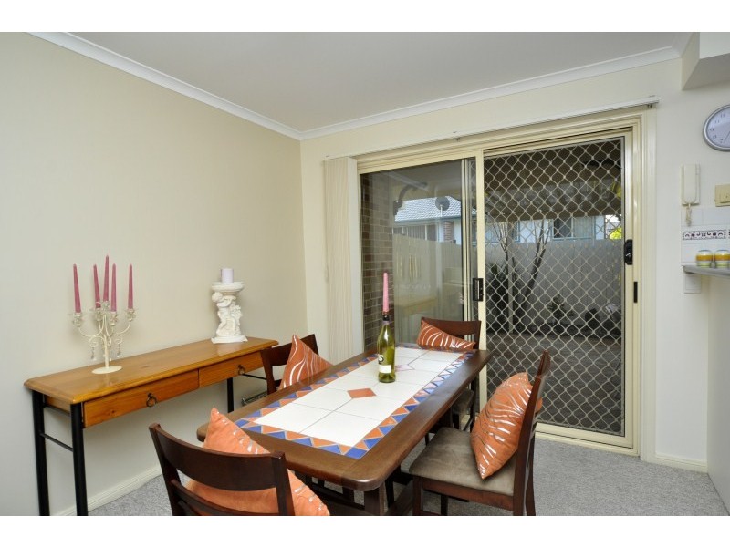 16/414 Pine Ridge Road, Coombabah QLD 4216