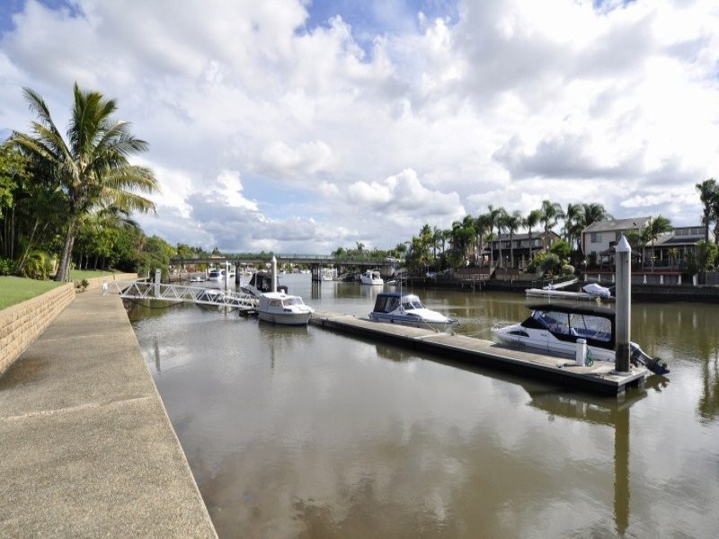 26/100 Morala Avenue, Runaway Bay QLD 4216