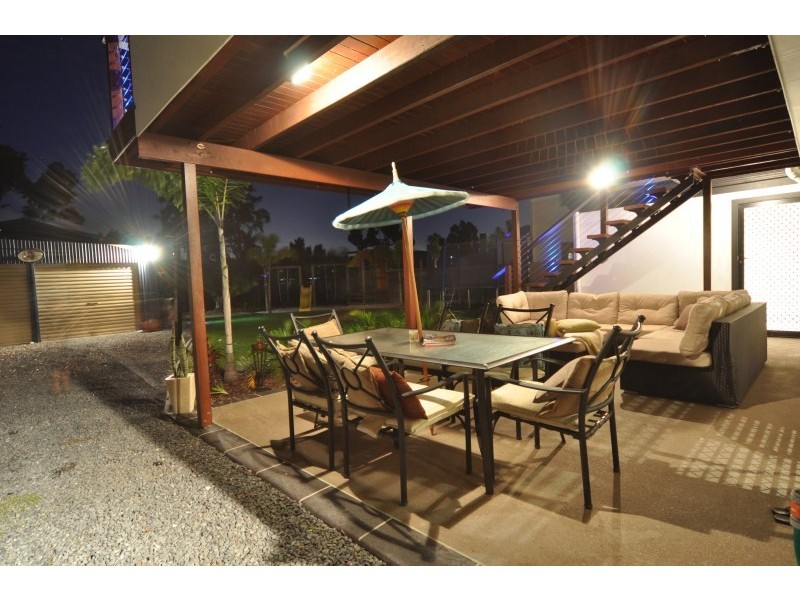 3 Buddeh Street, Hope Island QLD 4212