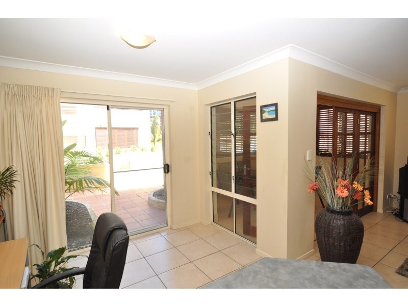 3/89 Bayview Street, Runaway Bay QLD 4216