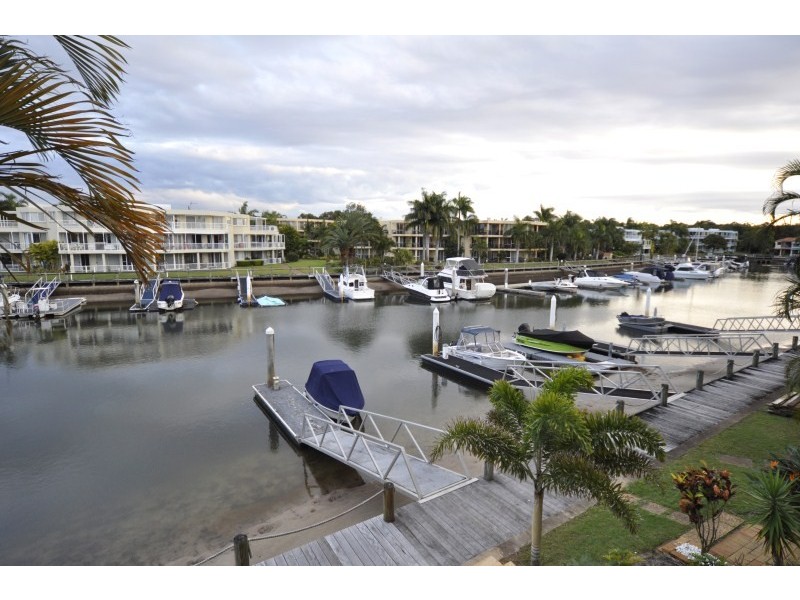 15/3 Lee Road, Runaway Bay QLD 4216