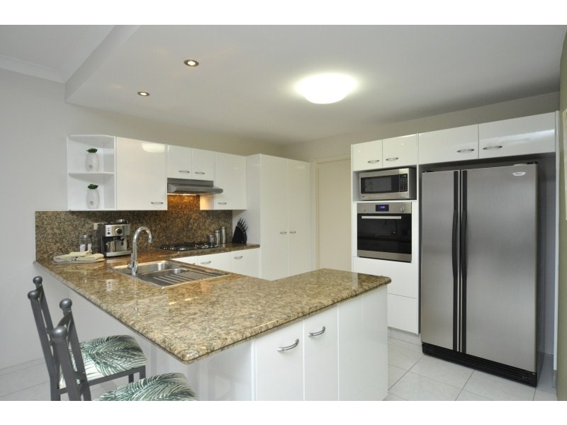 15/3 Lee Road, Runaway Bay QLD 4216