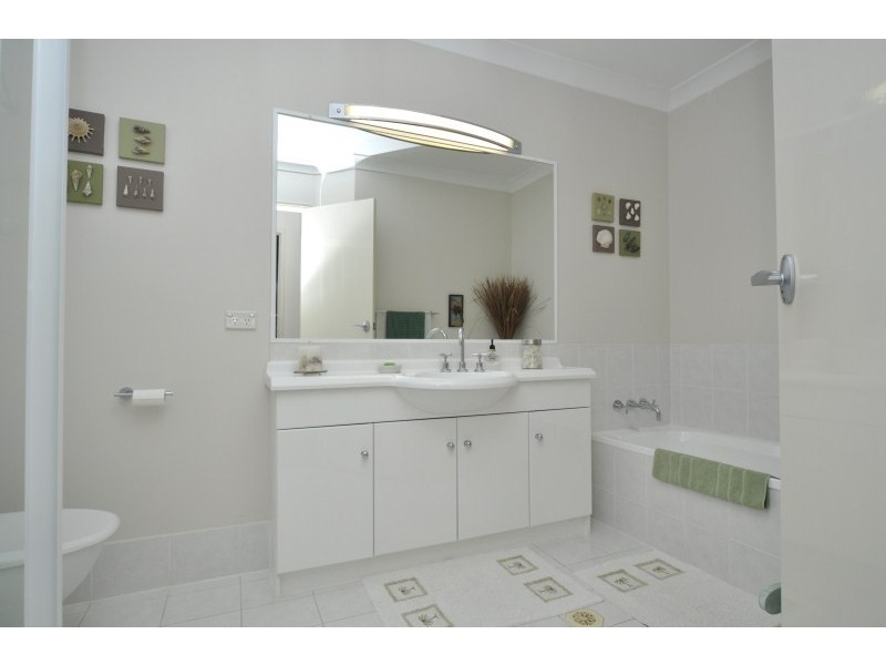 15/3 Lee Road, Runaway Bay QLD 4216