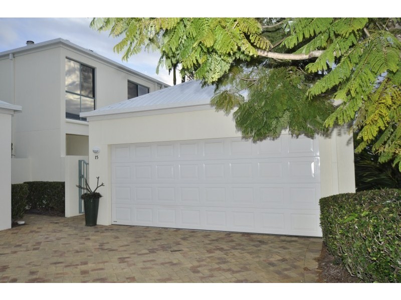 15/3 Lee Road, Runaway Bay QLD 4216