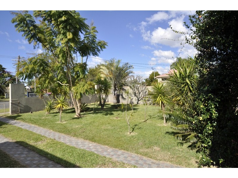 20 Mungera Street, Biggera Waters QLD 4216