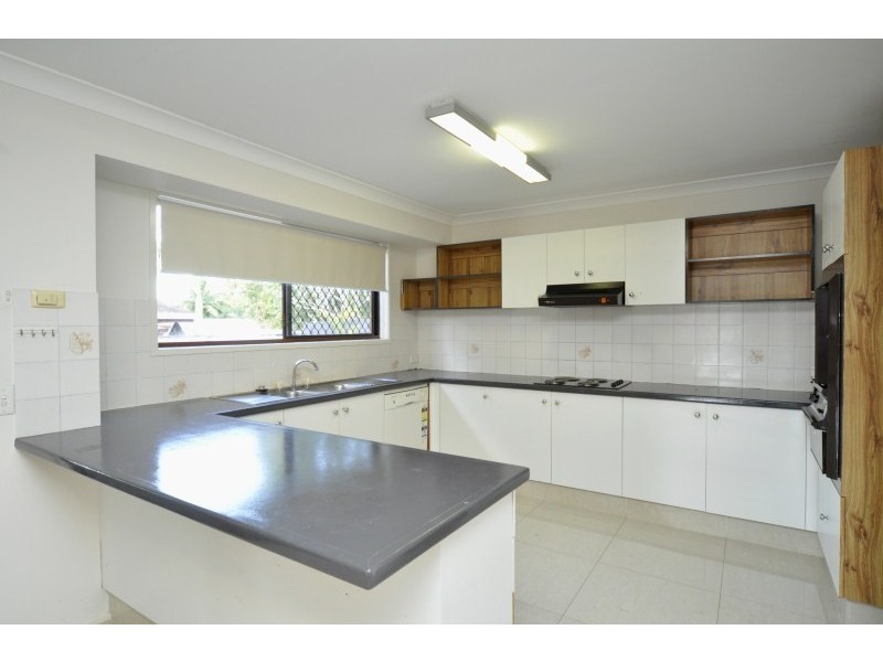 58 Parkes Drive, Helensvale QLD 4212