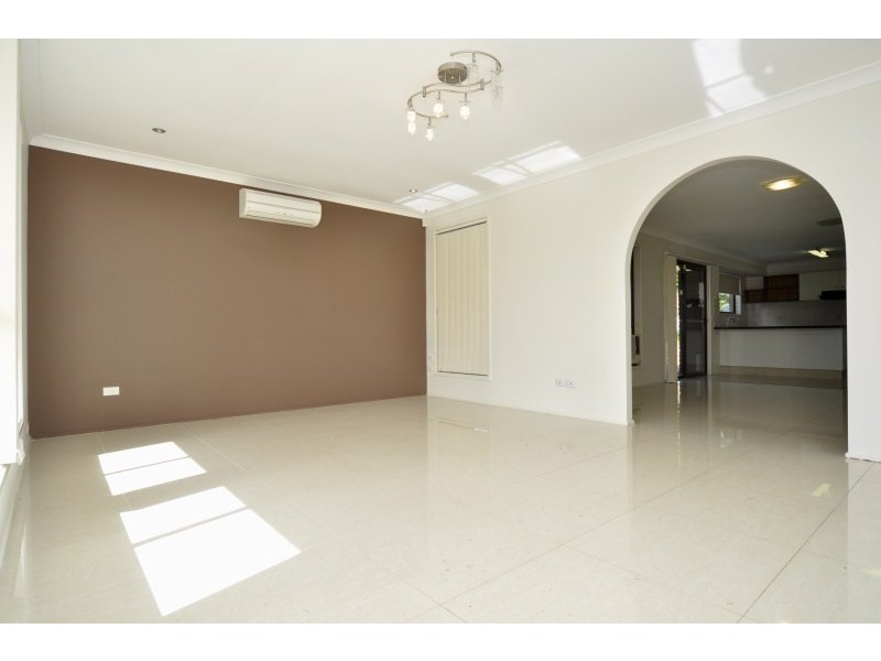 58 Parkes Drive, Helensvale QLD 4212