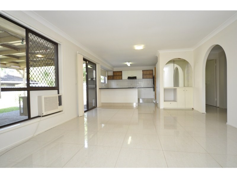 58 Parkes Drive, Helensvale QLD 4212
