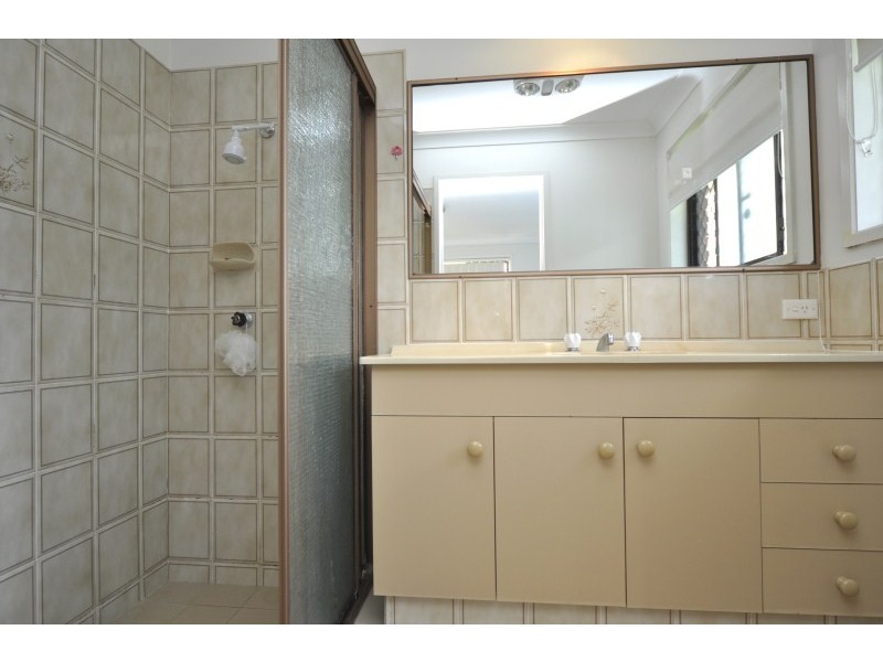 58 Parkes Drive, Helensvale QLD 4212