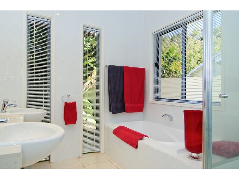 25 Ripple Court, Coomera Waters QLD 4209