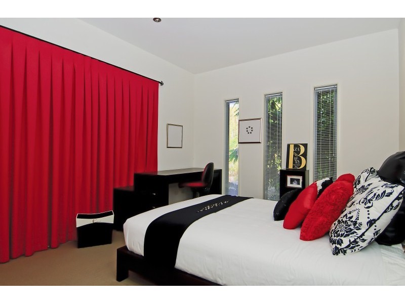 25 Ripple Court, Coomera Waters QLD 4209