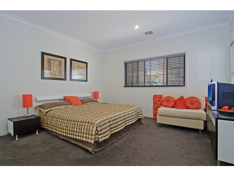 56A Back Street, Biggera Waters QLD 4216