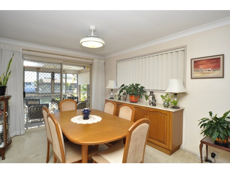 42 Cockleshell Court, Runaway Bay QLD 4216