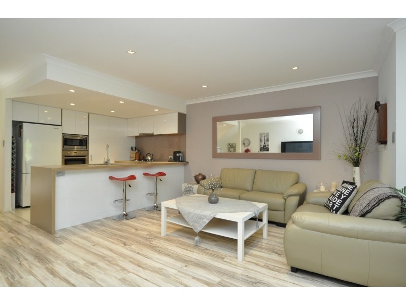 63/100 Morala Avenue, Runaway Bay QLD 4216