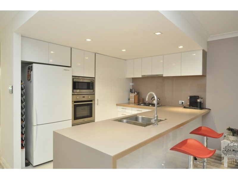 63/100 Morala Avenue, Runaway Bay QLD 4216