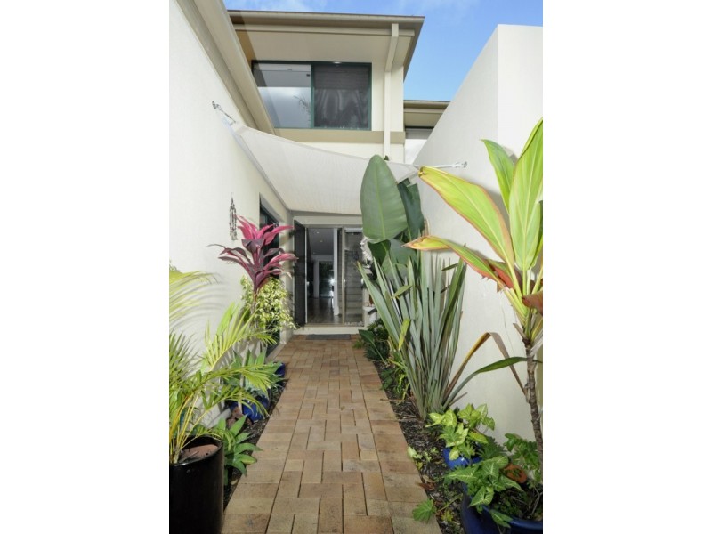 63/100 Morala Avenue, Runaway Bay QLD 4216