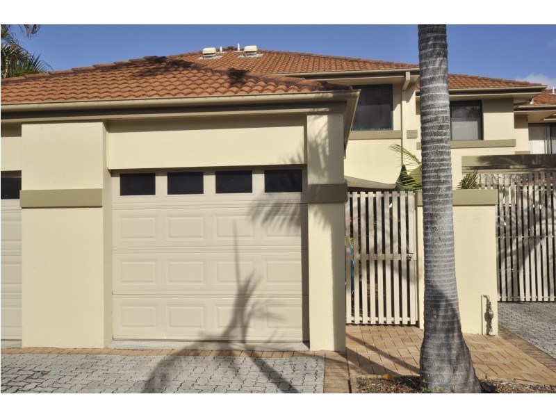 63/100 Morala Avenue, Runaway Bay QLD 4216