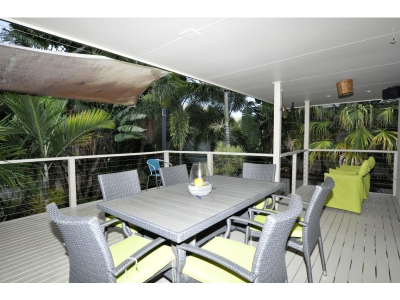 45 Broadwater Street, Runaway Bay QLD 4216