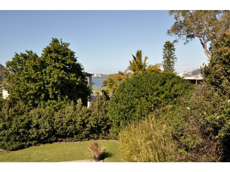19 Dunnes Avenue, Hope Island QLD 4212