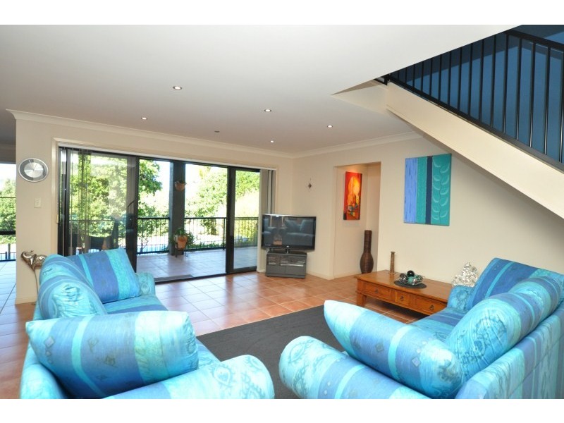 19 Dunnes Avenue, Hope Island QLD 4212