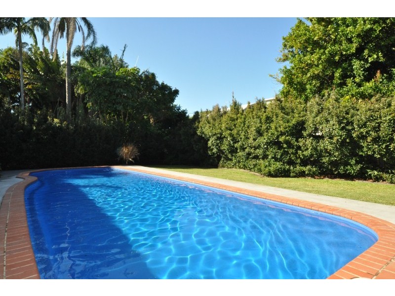 19 Dunnes Avenue, Hope Island QLD 4212