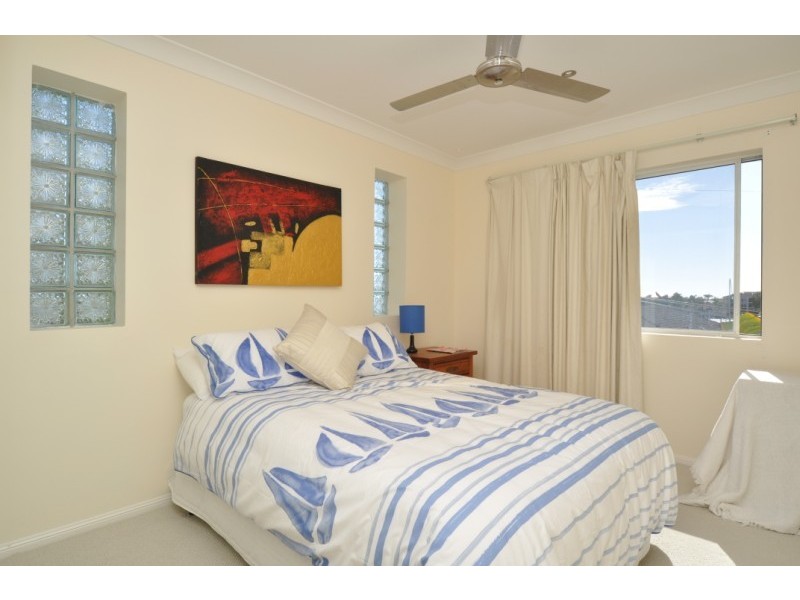13/65 Bayview Street, Runaway Bay QLD 4216