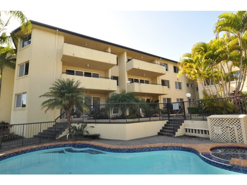 13/65 Bayview Street, Runaway Bay QLD 4216