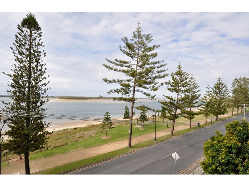 1C/522 Marine Parade, Biggera Waters QLD 4216