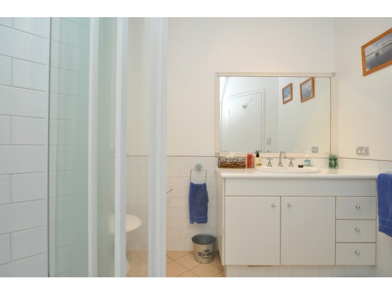 1C/522 Marine Parade, Biggera Waters QLD 4216