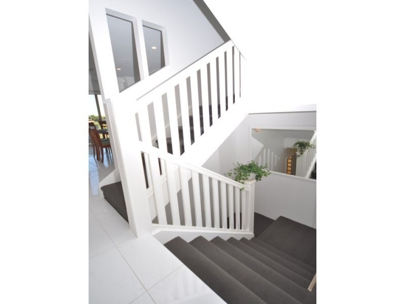 2/14 Pendraat Parade, Hope Island QLD 4212