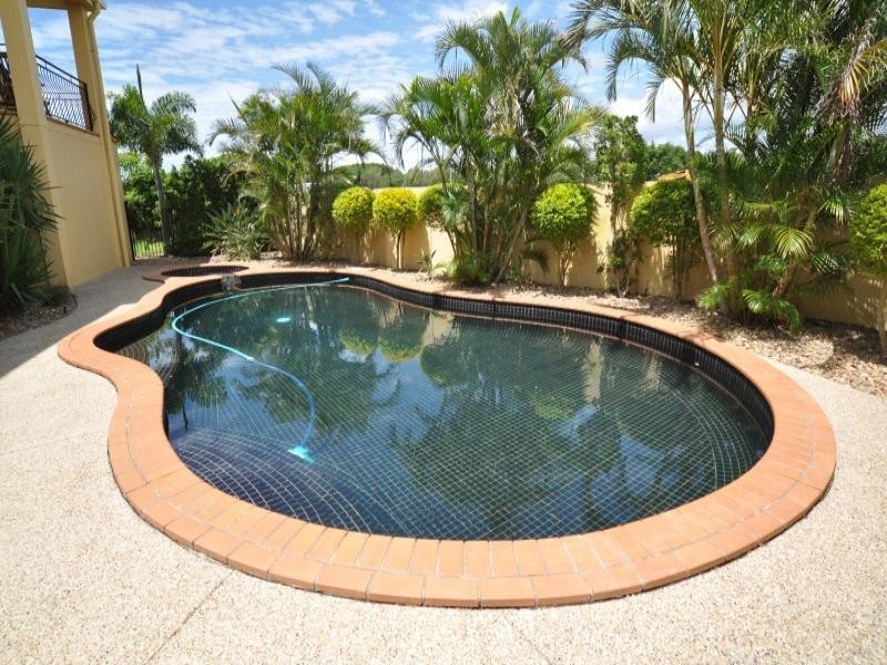 2/14 Pendraat Parade, Hope Island QLD 4212