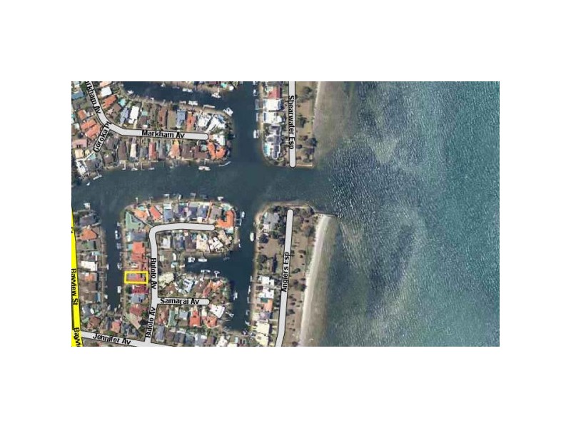 10 Bulolo Avenue, Runaway Bay QLD 4216